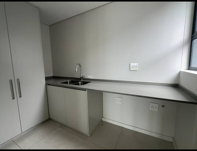 3 BEDROOM APARTMENT FOR SALE IN SIBAYA PRECINCT